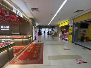通州果园物美超市一层美食城 20平档口/食堂出租