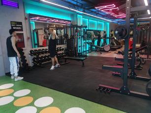 丰台区306平健身工作室转让